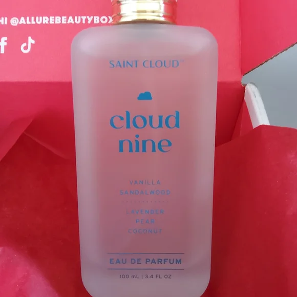 Fenty Blush, KVD Mascara, Aceology Lip Scrub, Maracuja, Vanilla Oil & Perfume - Picture 5 of 7